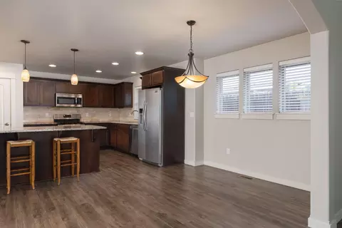 Other - 21189 Capella, Bend, OR 97702 photo 2 of 5
