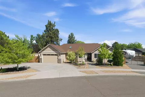20828 Cassin Dr, Bend, OR 97701