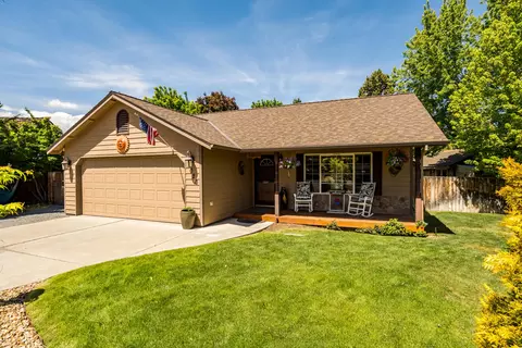 2020 NE Hall Cir, Bend, OR 97701