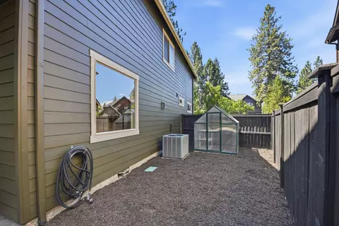 Exterior - 60320 Sage Stone Loop, Bend, OR 97702 photo 7 of 14