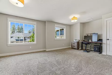 Bedroom - 60320 Sage Stone Loop, Bend, OR 97702 photo 7 of 10