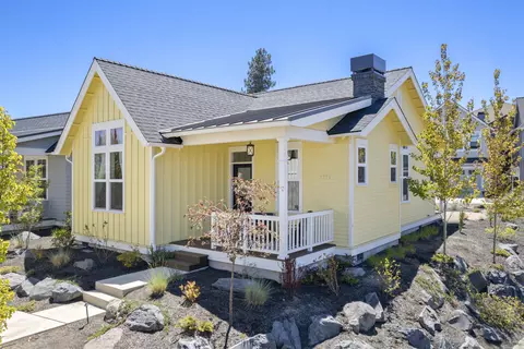 2771 NW High Lakes Loop, Bend, OR 97703 photo 2