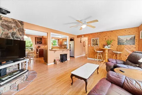 Living - 4093 Old Upton Rd, Central Point, OR 97502 photo 1 of 1