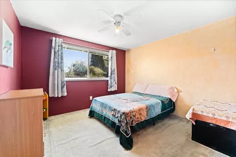Bedroom - 4093 Old Upton Rd, Central Point, OR 97502 photo 3 of 4