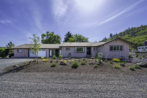 5388 Kane Crk, Central Point, OR 97502