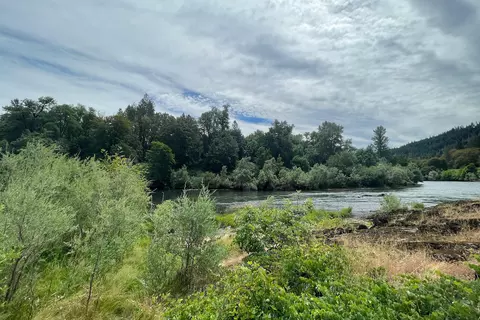 View/Area - 856 Greentree Loop, Grants Pass, OR 97527 photo 1 of 1