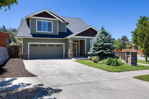 20703 Patriot Ln, Bend, OR 97701