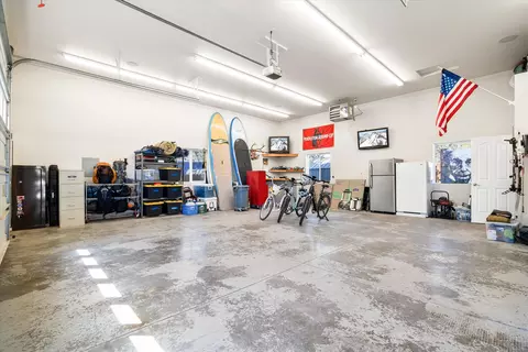 253 SE Soft Tail Dr, Bend, OR 97702 photo 5