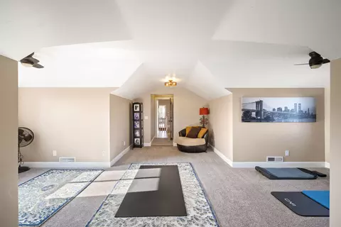Entry Way - 61935 Ten Barr Ranch Rd, Bend, OR 97701 photo 5 of 7