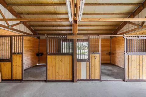 Other - 61935 Ten Barr Ranch Rd, Bend, OR 97701 photo 21 of 31