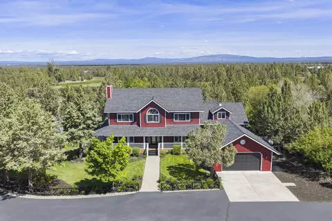 Exterior - 61935 Ten Barr Ranch Rd, Bend, OR 97701 photo 12 of 16