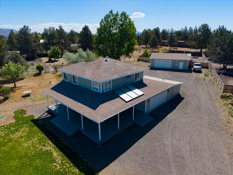 8476 SW Corner Pl, Terrebonne, OR 97760