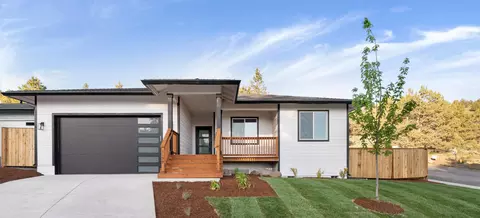 1165 Orange Blossom Dr #131, Klamath Falls, OR 97601