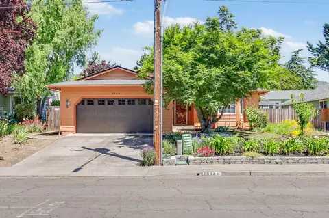 2964 Bailey Ave, Medford, OR 97504