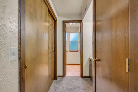Entry Way - 17654 Pinnacle Ln # 18, Sunriver, OR 97707 photo 4 of 6