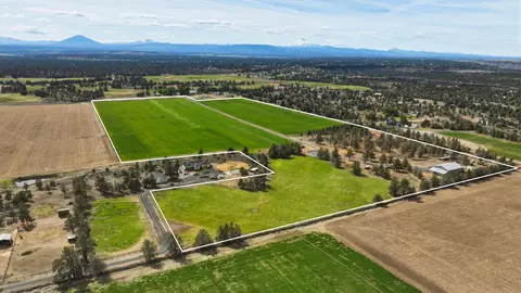 11810 NW 43rd St, Terrebonne, OR 97760