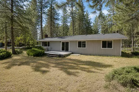 Exterior - 19968 Double Tree Ct, Bend, OR 97702 photo 2 of 6
