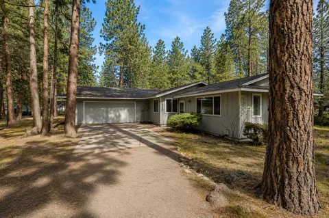 Exterior - 19968 Double Tree Ct, Bend, OR 97702 photo 6 of 6