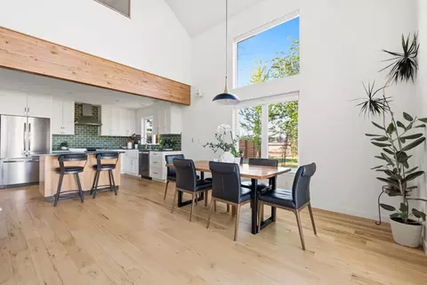 Dining - 20123 Elder Ln, Bend, OR 97703 photo 1 of 1