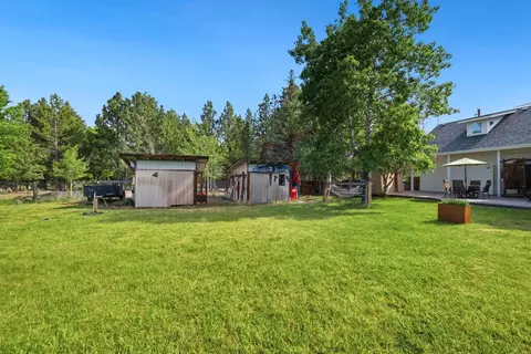 Exterior - 20123 Elder Ln, Bend, OR 97703 photo 14 of 14