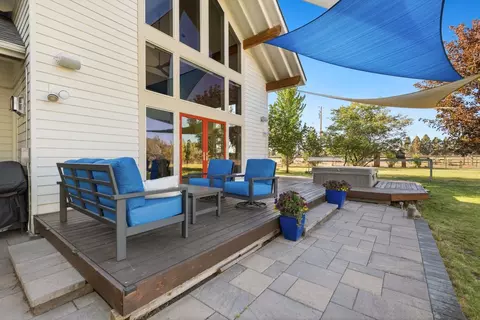 Exterior - 20123 Elder Ln, Bend, OR 97703 photo 8 of 14