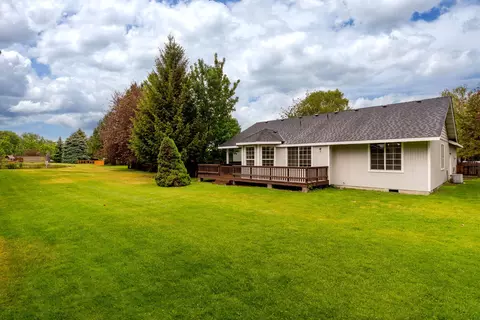 Exterior - 3389 NE Stonebrook Loop, Bend, OR 97701 photo 6 of 9