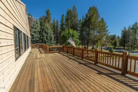 Exterior - 52971 Bridge Dr, La Pine, OR 97739 photo 6 of 7