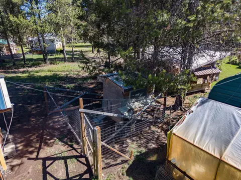 Other - 52971 Bridge Dr, La Pine, OR 97739 photo 3 of 9