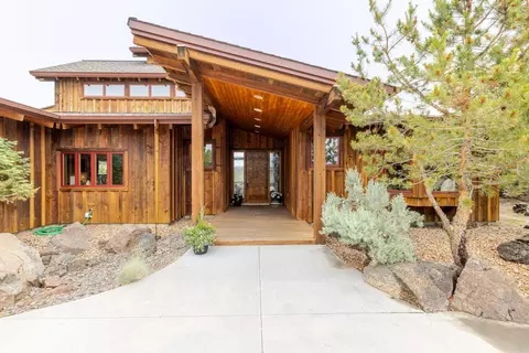 16497 SW Ranchview Rd, Powell Butte, OR 97753