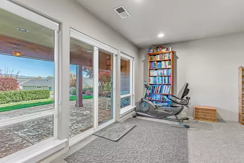 Other - 161 Skyhawk Dr, Eagle Point, OR 97524 photo 9 of 11