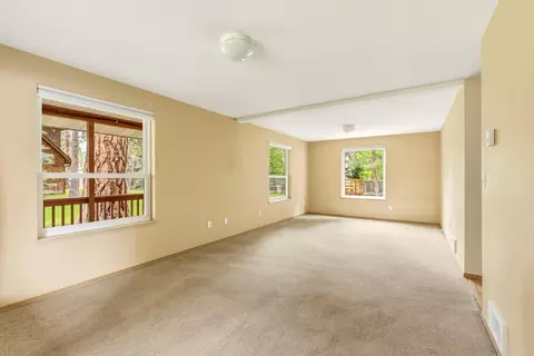 557 E Tyee Dr, Sisters, OR 97759 photo 18