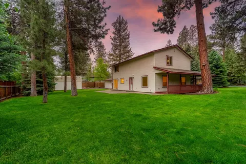 557 E Tyee Dr, Sisters, OR 97759 photo 4