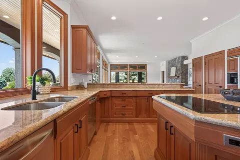 Kitchen - 20180 Winston Loop, Bend, OR 97703 photo 4 of 6