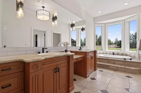Bath - 20180 Winston Loop, Bend, OR 97703 photo 1 of 7