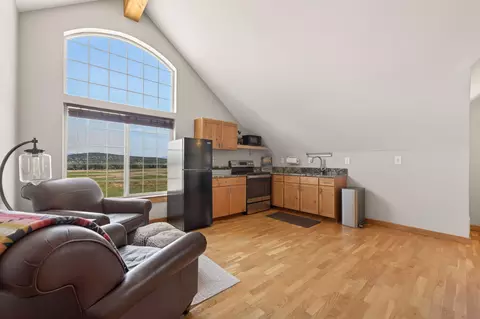 Kitchen - 20180 Winston Loop, Bend, OR 97703 photo 6 of 6