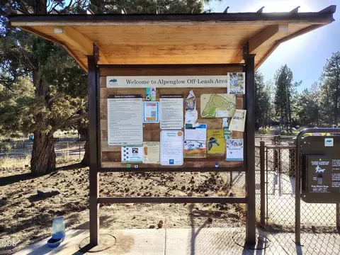 View/Area - 20909 Sotra Loop, Bend, OR 97702 photo 2 of 6