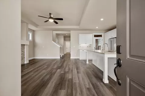Entry Way - 20909 Sotra Loop, Bend, OR 97702 photo 1 of 2