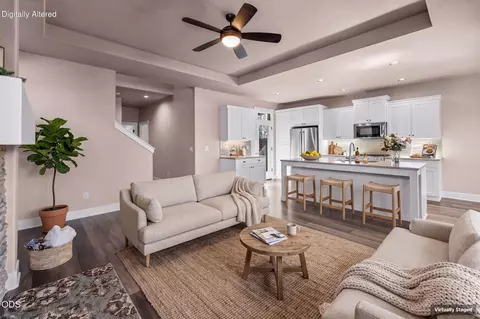 Living - 20909 Sotra Loop, Bend, OR 97702 photo 1 of 4