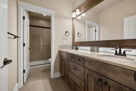 Bath - 20909 Sotra Loop, Bend, OR 97702 photo 1 of 2