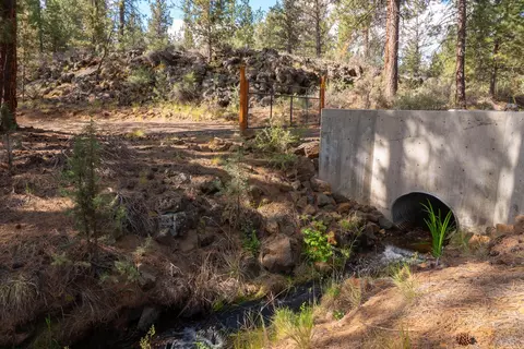 19787 Foster Ln, Bend, OR 97702 photo 46