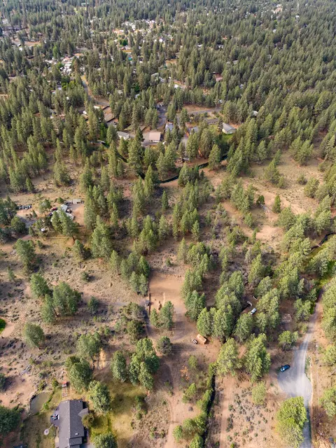 19787 Foster Ln, Bend, OR 97702 photo 21
