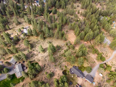 19787 Foster Ln, Bend, OR 97702 photo 11