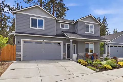 Exterior - 20429 SE Senden Ln, Bend, OR 97702 photo 2 of 19