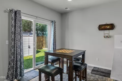Dining - 21182 Thomas Dr, Bend, OR 97702 photo 1 of 1