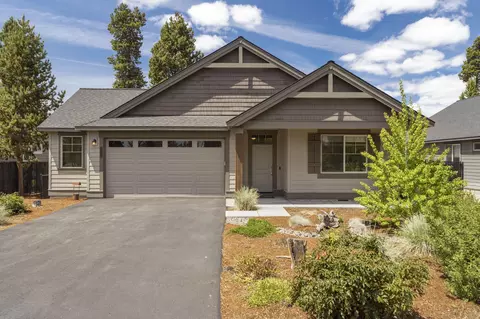 51925 Campfire Dr, La Pine, OR 97739