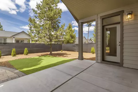 Exterior - 51925 Campfire Dr, La Pine, OR 97739 photo 13 of 16