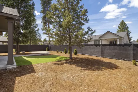 Exterior - 51925 Campfire Dr, La Pine, OR 97739 photo 11 of 16