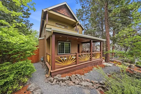 2158 NW Torrey Pnes, Bend, OR 97703