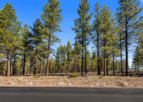 18862 Sutherland Ct, Bend, OR 97702 photo 2