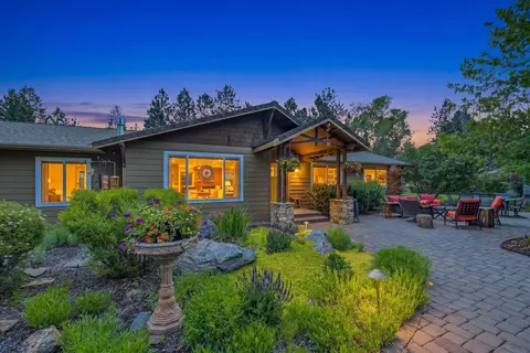 21721 Filly Ct, Bend, OR 97702
